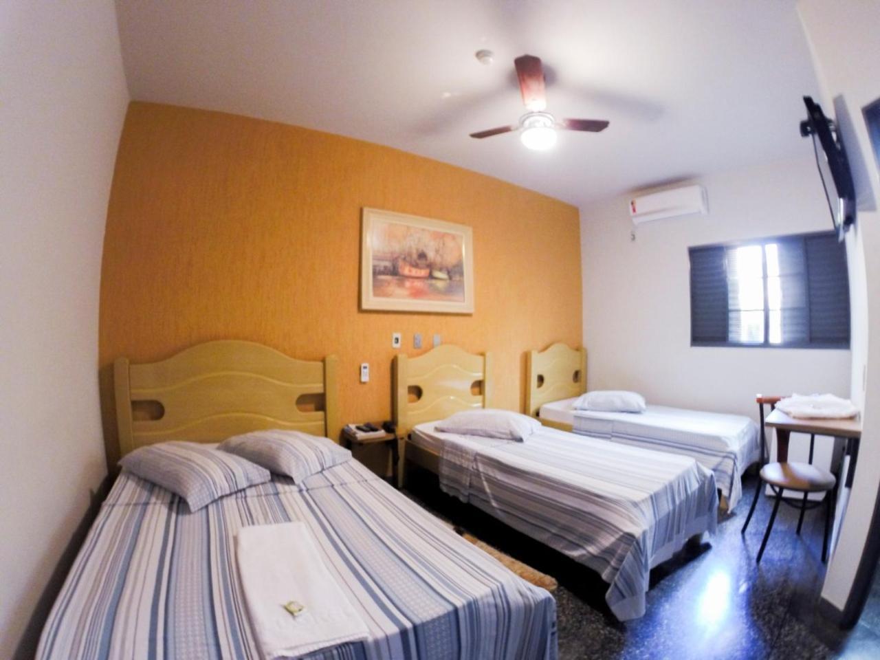 Hotel Graunas São Carlos Esterno foto